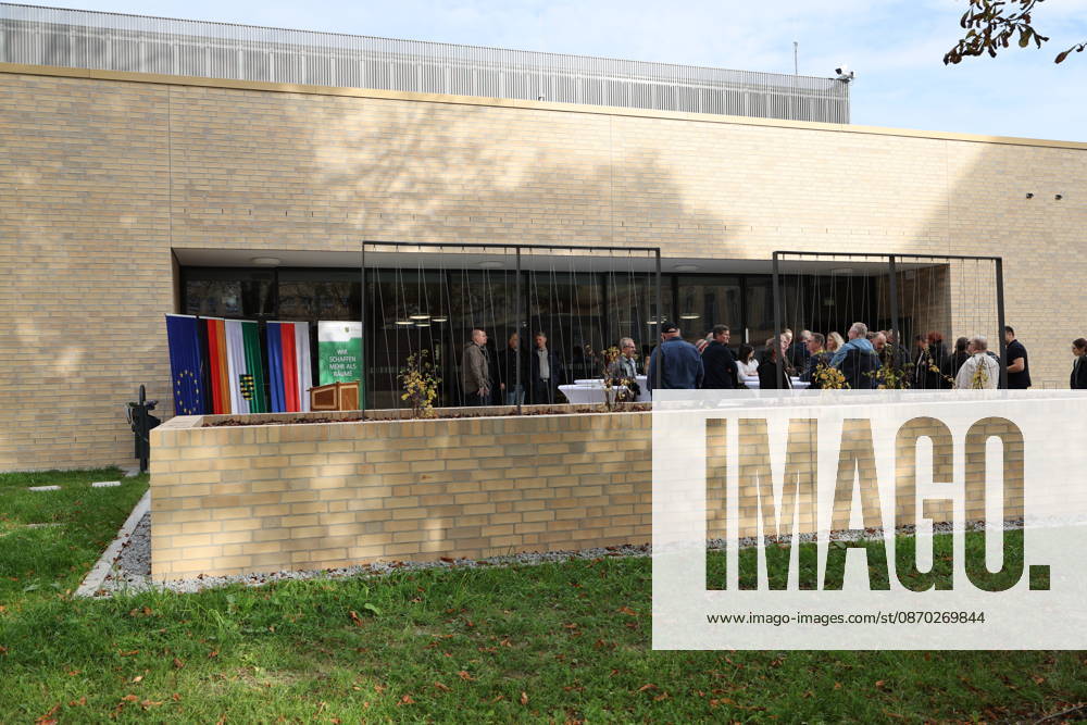 The Bautzen branch of the state-owned enterprise Sächsisches Immobilien und Baumanagement (SIB) today held a ceremony to mark the completion of the new prison kitchen at the Bautzen Correctional Facility. The previous prison kitc