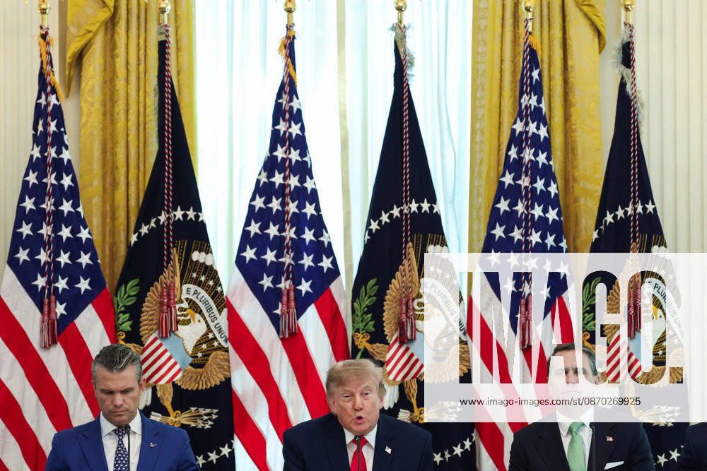 DC: President Trump Hosts Roundtable on Cybercrime at White House Pete Hegseth, Secretary of Defense, President Donald Trump and Todd Blanche, U.S. Attorney General, during a roundtable discussion on cybercrime in the East Room of the White House on October 21, 2026 in Washington, D.C. The administration is fighting back against foreign-based organized criminal organizations that exploit Americans in cyberspace and their scam centers and fraud schemes. (Photo by Samuel Corum Pool ABACAPRESS.COM) Washington DC United States