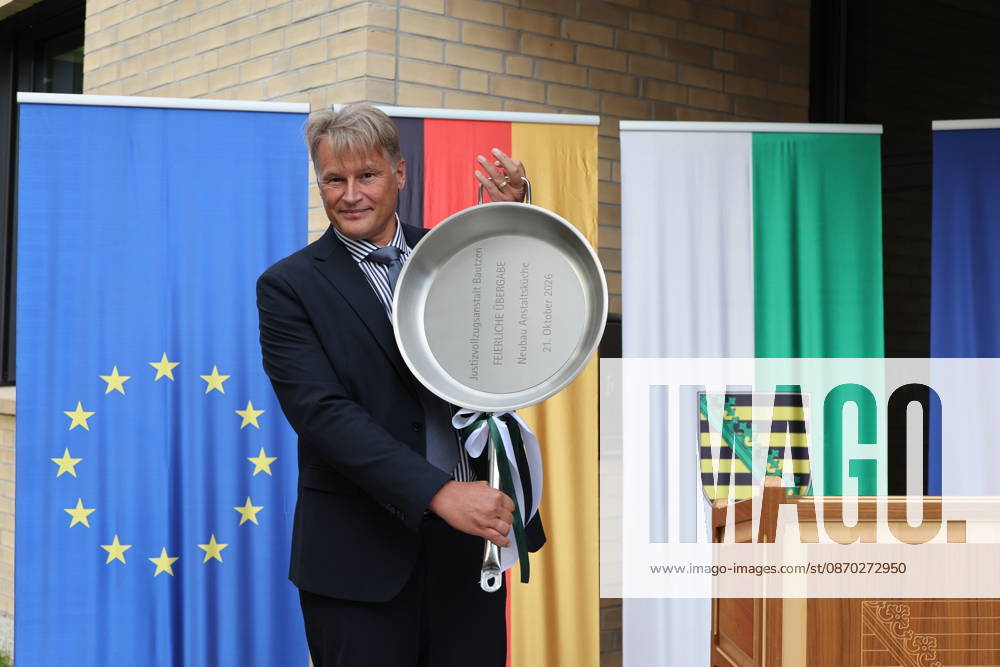 Oliver Schmidt, Senior Government Director and Warden of the Bautzen Correctional Facility. The Bautzen branch of the Saxon State Real Estate and Co