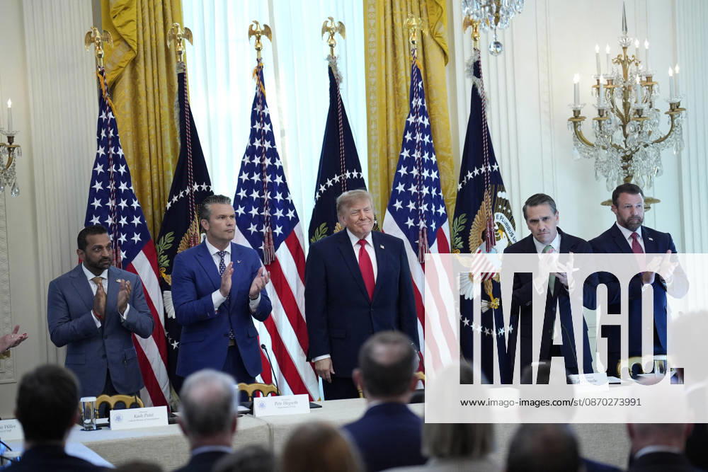 Donald Trump on cybercrime - Washington US President Donald Trump participates in the roundtable on protecting American families and seniors from cybercrime in the East Room at the White House in Washington on October 21, 2026. Photo by Yuri Gripas ABACAPRESS.COM Washington DC United States