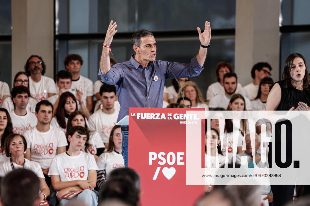 Pedro Sanchez at the pre-campaign rally in Burgos. Burgos Spain - ZUMAc250 20261021_zip_c250_006