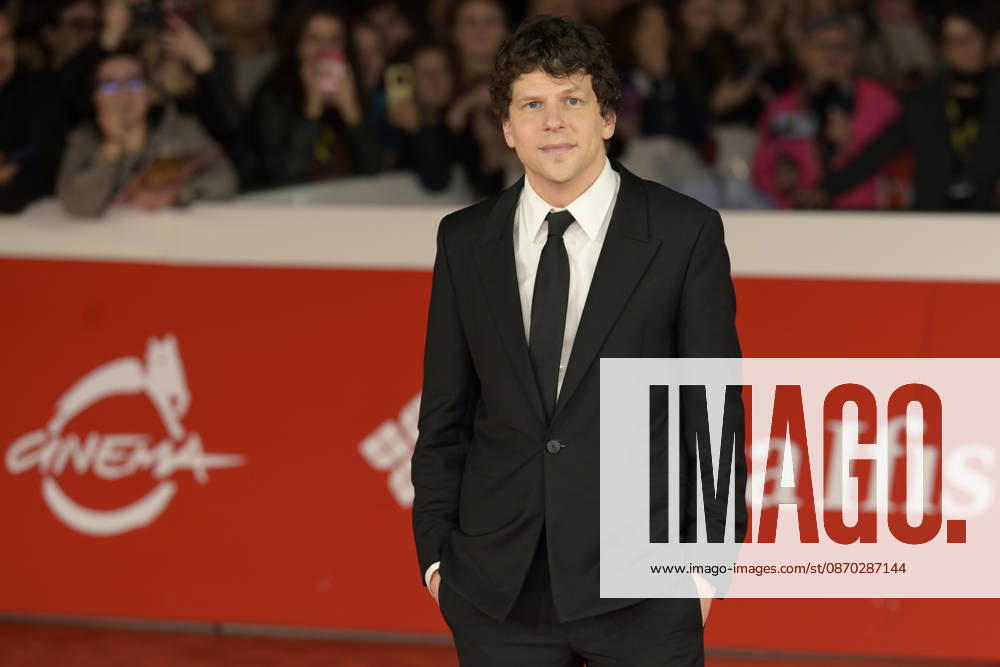 Jesse Eisenberg attends the red carpet of the film The debut at the 2026 Rome Film Fest, held at the Auditorium Parco della Musica. Rome Italy - ZUMAs197 20261021_aaa_s197_413