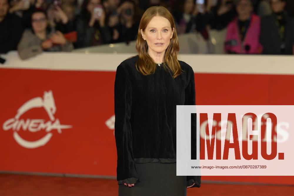 Julianne Moore attends the red carpet of the film The debut at the 2026 Rome Film Fest, held at the Auditorium Parco della Musica. Rome Italy - ZUMAs197 20261021_aaa_s197_394