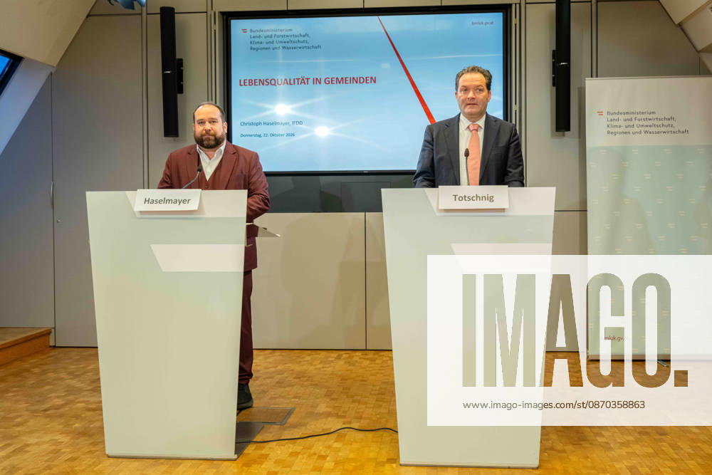 Presentation at the Federal Ministry of Agriculture and Forestry (BMLUK) by Norbert Totschnig (ÖVP), Managing Director of Haselmayer IFDD and Federal Minister of Agriculture and Forestry, Climate and Environmental Protection, Regions, and Water Management, Norb