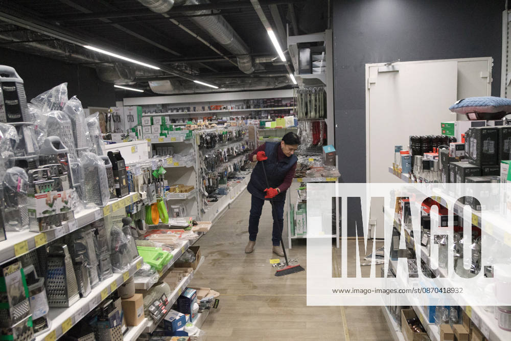 Russian attack destroys shops in Kyiv A worker sweeps away debris in an Epicentr K home improvement hypermarket in the Obolonskyi district damaged by a Russian attack in Kyiv, Ukraine, on October 22, 2026. On Thursday night, Russian forces struck the Ukrainian capital with ballistic missiles and drones. According to the Kyiv City Military Administration, six districts came under attack. One person was killed, 24 were injured, and 16 of them were hospitalised. Kyiv Ukraine