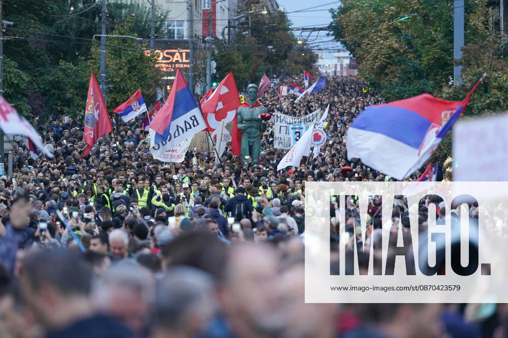 20261022, Belgrade, Serbia - Supporters and members of the student protest movement ( Student List - Students Are Winning ) gather at Slavija Square for a massive final pre-election rally ahead of the upcoming parliamentary elections. Walkers and student columns from multiple cities across Serbia converged on the capital after days of marching, rallying under the slogan Victory Calls to mobilize voters before the electoral silence begins. Protesters carry a replica of the Pobednik (The Victor) monument, the symbol of Belgrade, during the demonstration. Belgrade Serbia - ZUMAd223 20261022_zip_d223_014