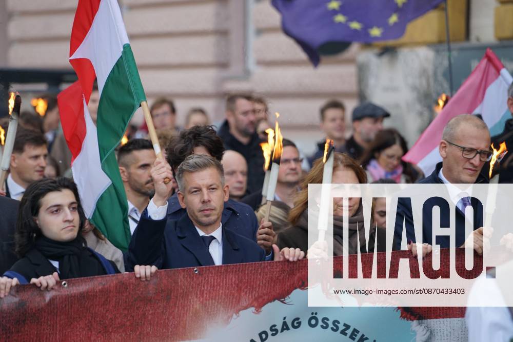 March of the Hungarian Prime Minister s party (Tisza Party) on the eve of the October 23 national holiday, commemorating the 70th anniversary of the 1956 Hungarian Revolution. October 23, 2026, marks the historic 70th anniversary of the 1956 Hungarian Revolution, a nationwide uprising against Soviet occupation and oppressive communist rule. This landmark anniversary is being observed through massive, solemn, and highly modernized nationwide commemorations across Hungary. Budapest Hungary - ZUMAp159 20261022_int_p159_517