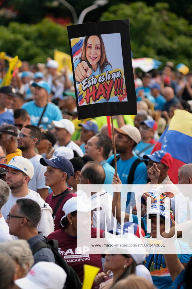 Venezuelan opposition supporters rally for free elections in Caracas CARACAS, VENEZUELA - OCTOBER 22: Members of political organizations such as Vente Venezuela, Primero Justicia, and Voluntad Popular gather in the surroundings of Plaza Venezuela in response to the call made by Venezuelan opposition leader and pro-democracy activist Maria Corina Machado, featuring speeches from various political and social leaders focused on memory, respect, democracy, and the demand for free elections in Caracas, Venezuela on October 22, 2026. Diko Betancourt Anadolu Caracas Venezuela. Editorial use only. Please get in touch for any other usage.