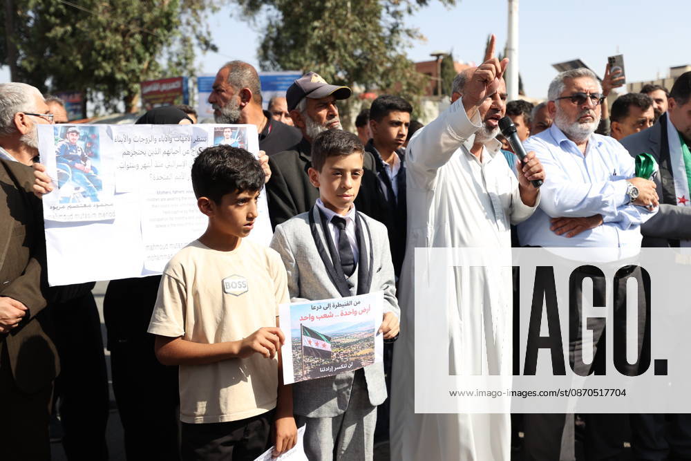Protest against Israel’s ongoing attacks and violations in Syria QUNEITRA, SYRIA - OCTOBER 23: Syrians gather to protest the Israeli army’s attacks, raids and violations on border areas in Quneitra, Syria on October 23, 2026. Izz Aldien Alqasem Anadolu Quneitra Syria. Editorial use only. Please get in touch for any other usage.