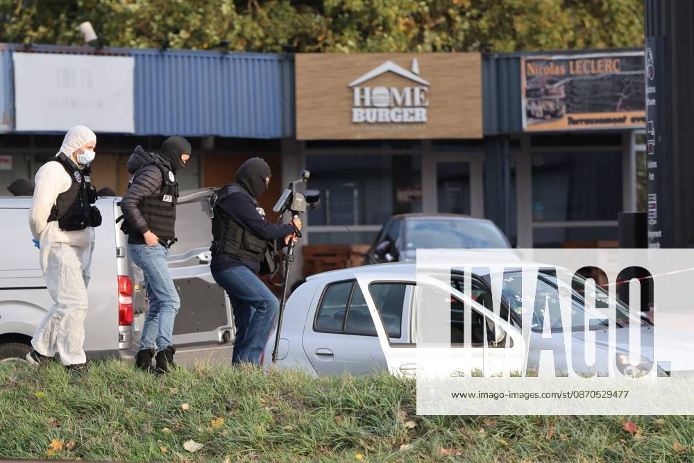 TRAPPES SHOOTER PHOTO PQR LE PARISIEN Le Parisien Arnaud Journois Coignières October 23, 2026 Coignières, Yvelines, October 23, 2026 Trappes Shooting The suspect’s car in Coignières Photo: Le Parisien Arnaud Journois Coignières, France, October 23, 2026 The car belonging to the suspect arrested following a shooting in Trappes, in the Yvelines region. The incident left one person dead and four others injured. An investigation is underway. Coignières, 78, France