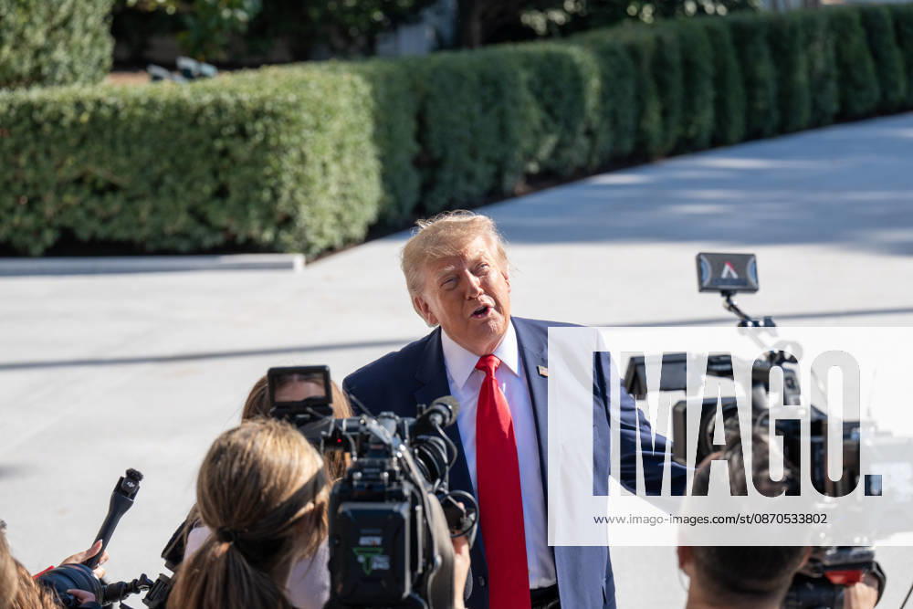 U.S. President Donald Trump speaks to reporters on the South Lawn of the White House before departing for Florida on October 23, 2026, in Washington, DC. Washington United States - ZUMAl312 20261023_znp_l312_014