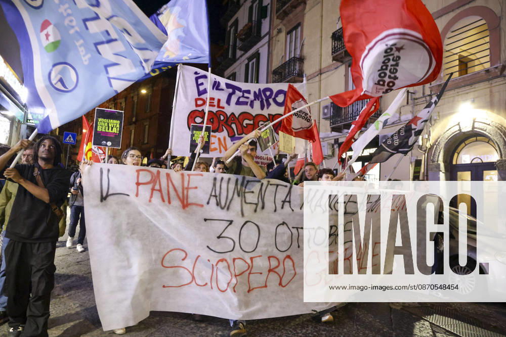 Protesters Clash with Police in Naples Students, trade union members and activists from Potere al Popolo take part in a demonstration against the rising cost of living in Piazza Municipio. Clashes between demonstrators and police break out during the protest. ABP17910