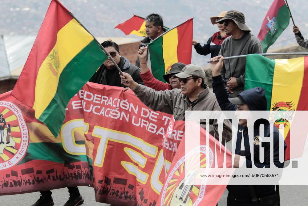 Bolivian teachers march amid the state of emergency in Bolivia LA PAZ, BOLIVIA - OCTOBER 23: Teachers wave Bolivian flags during a large march against the government amid a state of emergency in La Paz, Bolivia, on October 23, 2026. The Urban Teachers Union is holding a 24-hour nationwide strike this Friday to press a series of demands upon the national government. In La Paz, Cochabamba, Chuquisaca, and Santa Cruz, teachers are staging marches and protests, despite the state of emergency currently in effect in the country. Jorge Mateo Romay Salinas Anadolu La paz Bolivia. Editorial use only. Please get in touch for any other usage.