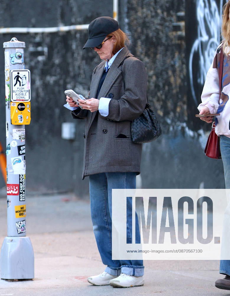 Julianne Moore out in New York Actress Julianne Moore is walking on the street in Brooklyn, NY on October 23, 2026. Photo by Dylan Travis ABACAPRESS.COM Brooklyn NY
