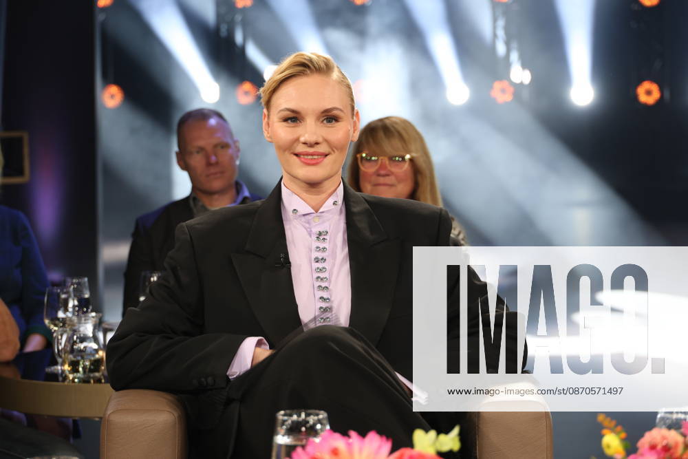 Rosalie Thomass, actress, guest on the NDR Talk Show; photo op on October 23, 2026, at the Hamburg Lokstedt television studio prior to the broadcast on NDR Television s Channel 3
