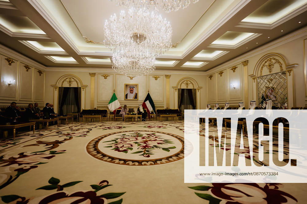 Prime Minister Giorgia Meloni meets with the Emir of Kuwait, Sheikh Misha al Al-Ahmad Al-Jaber Al-Sabah, in Kuwait City. October 23, 2026 Kuwait City Kuwait - ZUMAa289 20261023_zia_a289_523