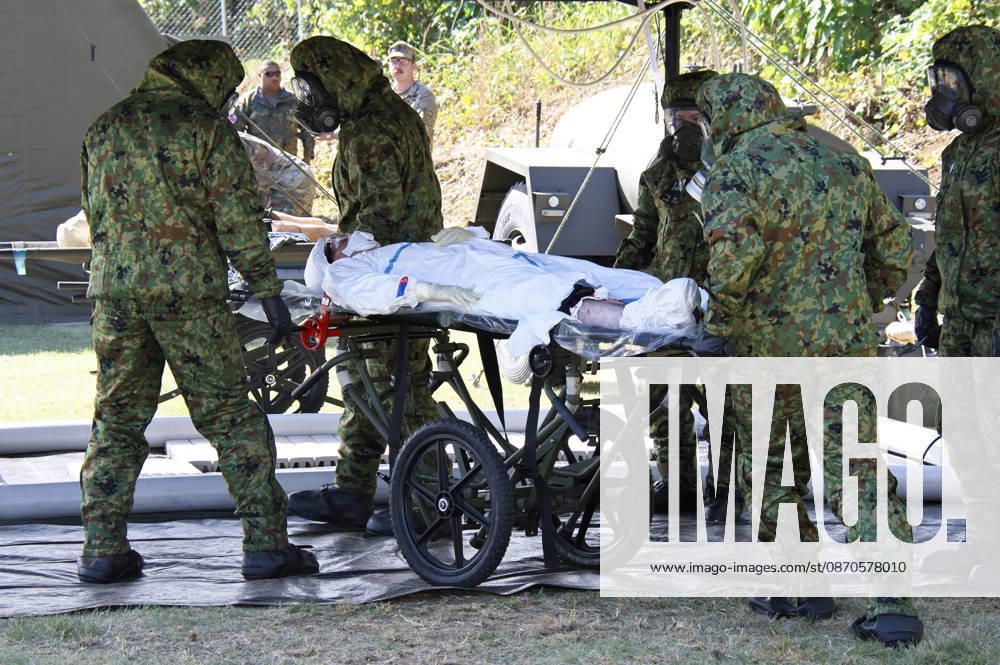 Soldiers from the Japan Self-Defense Forces and the German Bundeswehr are participating in a joint medical exercise at Iruma Air Base as part of the Japan-U.S. military exercise Keen Sword 27. Iruma, October 24, 2026 Foto:xK.xFuturexImagex sword_6005