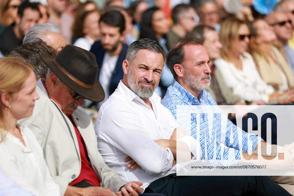 Abascal Holds a Public Event in Palma Vox President Santiago Abascal during a public event as part of the pre-campaign for the general election on November 29, at La Seu de Mallorca, on October 24, 2026, in Palma de Mallorca, Mallorca, Balearic Islands, Spain. Abascal is the first leader of one of the major parties running in the general election to have announced public events in the Balearic Islands. OCTOBER 24, 2026. Tomàs Moyà. Palma de Mallorca, Mallorca, Isl. Palma de Mallorca, Mallorca, Spain