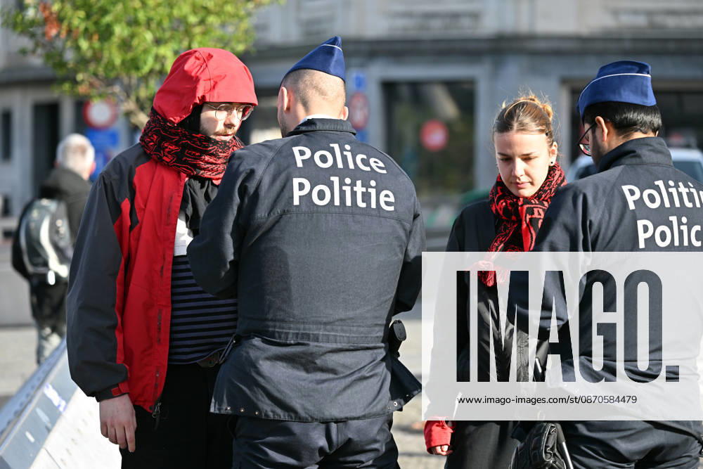 Protesters gather in Brussels to demonstrate against federal government policies BRUSSELS, BELGIUM - OCTOBER 24: Protesters gather at Albertine Square in Brussels, Belgium, on October 24, 2026, following calls from various civil society organizations, trade unions, and student groups to voice opposition to the federal government s economic policies, rising living costs, and proposed budget cuts to social welfare programs. The protest ended after police intervention. Dursun Aydemir Anadolu Brussels Belgium. Editorial use only. Please get in touch for any other usage.