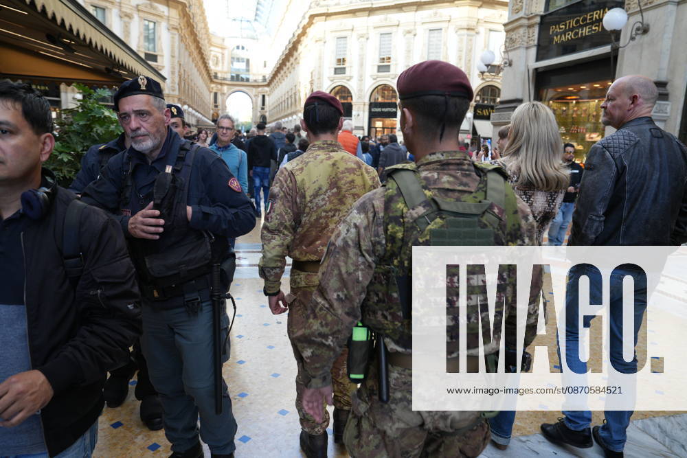 IPA90117622 - Protest Against Rising Living Costs: Milan, Soldiers Guard the Vittorio Emanuele Gallery
