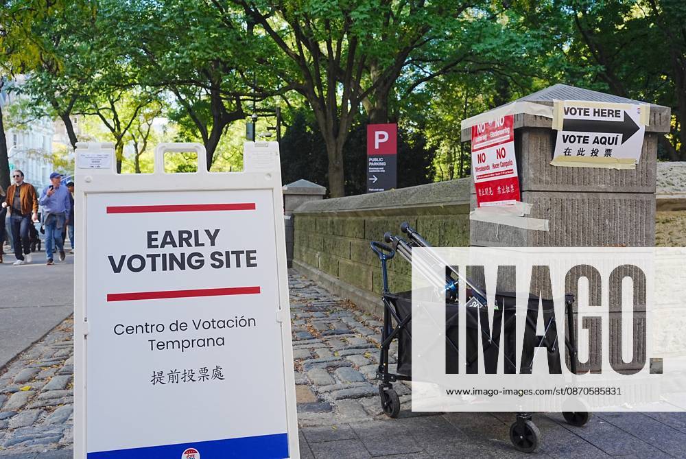 Early voting begins in New York NEW YORK, UNITED STATES - OCTOBER 24: People take part in early voting in the Midterm Elections at a polling center at the Metropolitan Museum of Art, Manhattan, New York City, on October 24, 2026. Selcuk Acar Anadolu New York United States. Editorial use only. Please get in touch for any other usage.