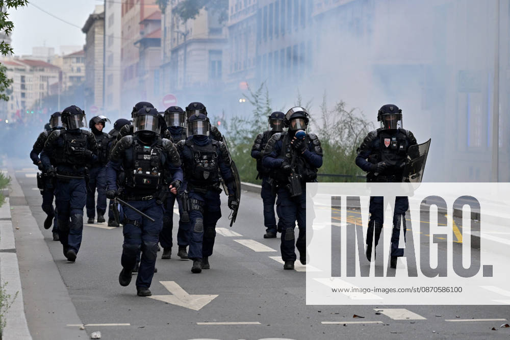 Clashes During The Yellow Vests Protest Act II - Lyon Clashes during the Yellow Vests Protest Act II In Lyon, France on 24 October 2026. Photo by ABACAPRESS.COM Lyon France