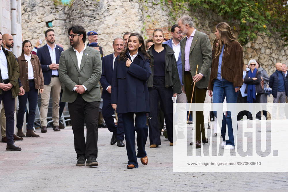 Oviedo Princess Leonor and Princess Sofia and Queen Letizia and King Felipe visited Llanes to present the Exemplary Town of Asturias 2026 award, which this year has been granted to the Santa Ana Fishermen’s Guild (Cofradía de Pescadores Santa Ana), in Llanes, Asturias. No Spain