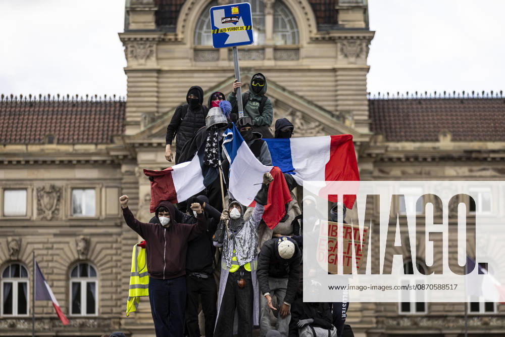 Demonstration and clashes between protesters and police in Strasbourg STRASBOURG, FRANCE - OCTOBER 24: Protesters clash with law enforcement officers during a demonstration in the city centre of Strasbourg, France on October 24, 2026. Police officers intervene to disperse groups of protesters as tear gas is deployed. Clashes, projectile throwing and property damage are reported in several streets. Barricades and burning vehicles reflect the tense situation surrounding the protest. Elyxandro Cegarra Anadolu Strasbourg France. Editorial use only. Please get in touch for any other usage.