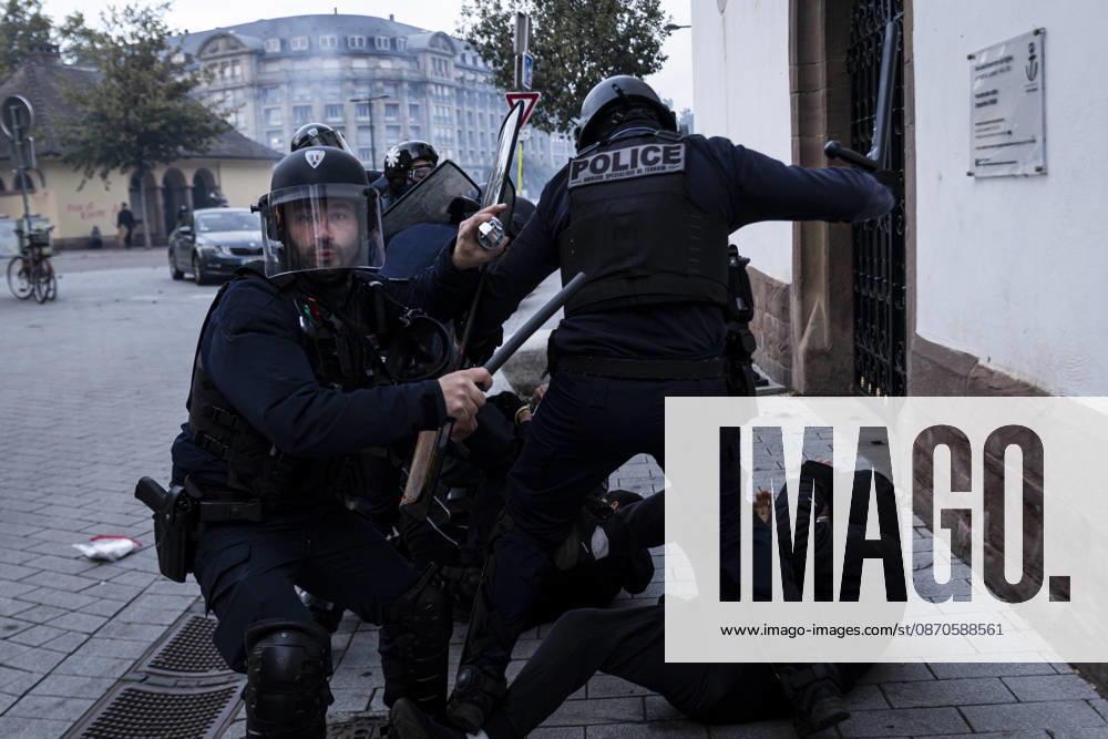 Demonstration and clashes between protesters and police in Strasbourg STRASBOURG, FRANCE - OCTOBER 24: Protesters clash with law enforcement officers during a demonstration in the city centre of Strasbourg, France on October 24, 2026. Police officers intervene to disperse groups of protesters as tear gas is deployed. Clashes, projectile throwing and property damage are reported in several streets. Barricades and burning vehicles reflect the tense situation surrounding the protest. Elyxandro Cegarra Anadolu Strasbourg France. Editorial use only. Please get in touch for any other usage.