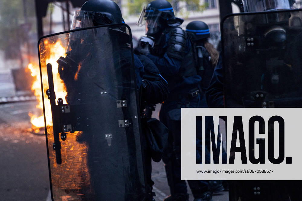 Demonstration and clashes between protesters and police in Strasbourg STRASBOURG, FRANCE - OCTOBER 24: Protesters clash with law enforcement officers during a demonstration in the city centre of Strasbourg, France on October 24, 2026. Police officers intervene to disperse groups of protesters as tear gas is deployed. Clashes, projectile throwing and property damage are reported in several streets. Barricades and burning vehicles reflect the tense situation surrounding the protest. Elyxandro Cegarra Anadolu Strasbourg France. Editorial use only. Please get in touch for any other usage.
