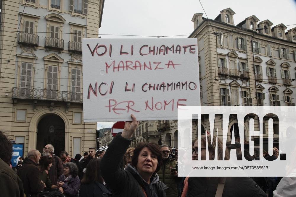 Turin Protest Against Rearmament and Inflation TURIN, ITALY - OCTOBER 24, 2026: Thousands of people took to the streets of Turin today to march against rearmament and the rising cost of living. The demonstration was met with a heavy police presence and several moments of tension, with clashes and tear gas along the route. Turin Italy