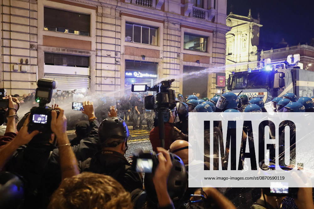 Demonstration against the Italian government in Rome ROME, ITALY, OCTOBER 24: Demonstrators are hit by Italian police’s water cannons during a protest against the Italian government in Rome, Italy, on October 24, 2026. Riccardo De Luca Anadolu Rome Italy. Editorial use only. Please get in touch for any other usage.