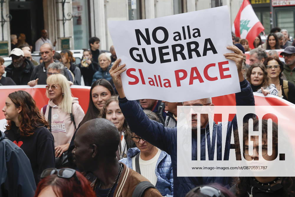 Demonstration against the Italian government in Rome ROME, ITALY, OCTOBER 24: Demonstrators attend a protest against the Italian government in Rome, Italy, on October 24, 2026. Riccardo De Luca Anadolu Rome Italy. Editorial use only. Please get in touch for any other usage.