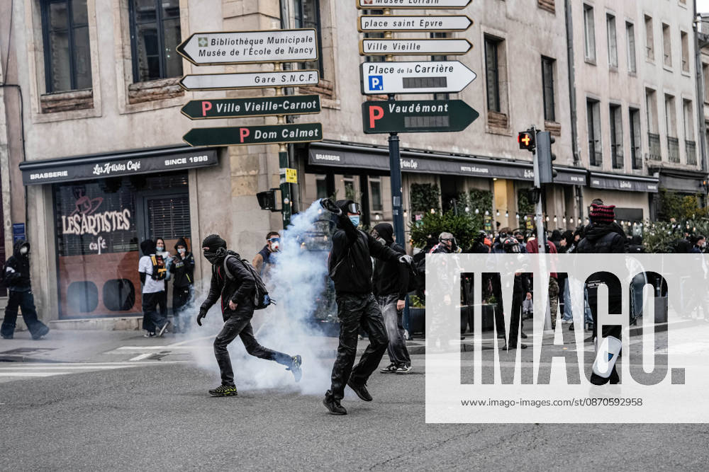 Police intervene in demonstrators amid ongoing protests in Nancy NANCY, FRANCE - OCTOBER 24: Police clash with protesters with water cannons and tear gas during a demonstration amid ongoing social and political tensions in Nancy, France, on October 24, 2026. Muhammed Said Tako Anadolu Nancy France. Editorial use only. Please get in touch for any other usage.