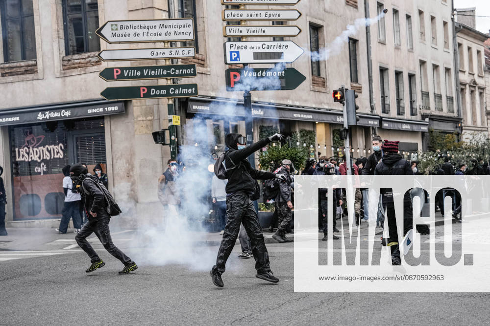 Police intervene in demonstrators amid ongoing protests in Nancy NANCY, FRANCE - OCTOBER 24: Police clash with protesters with water cannons and tear gas during a demonstration amid ongoing social and political tensions in Nancy, France, on October 24, 2026. Muhammed Said Tako Anadolu Nancy France. Editorial use only. Please get in touch for any other usage.