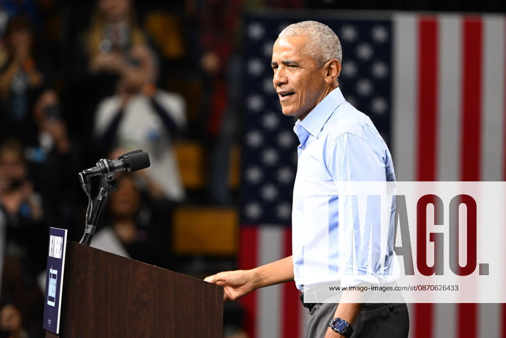 Former United States President Barack Obama, speaks at a Democratic candidates rally at Cass Technical High School in Detroit, Michigan, USA on Saturday, October 24, 2026. Winning US Senate and US House races in the swing state of Michigan is central to Democratic hopes to wrest power in both chambers of the US Congress from the Republicans Detroit USA - ZUMAs152 20261024_faa_s152_011