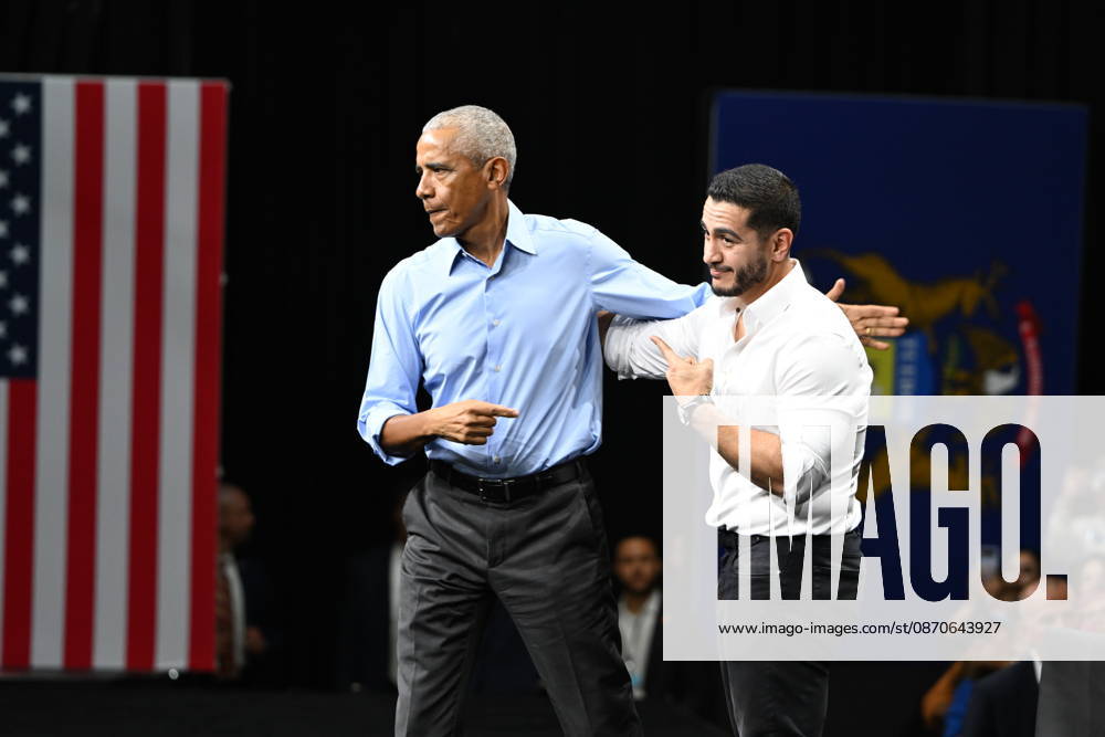 MI: Democrats Campaign in Detroit, Michigan Former United States President Barack Obama hugs Abdul El-Sayed, Democratic Nominee for US Senate from Michigan, prior to speaking at a Democratic candidates rally at Cass Technical High School in Detroit, Michigan, USA on Saturday, October 24, 2026. Winning US Senate and US House races in the swing state of Michigan is central to Democratic hopes to wrest power in both chambers of the US Congress from the Republicans. Credit: CNP AdMedia