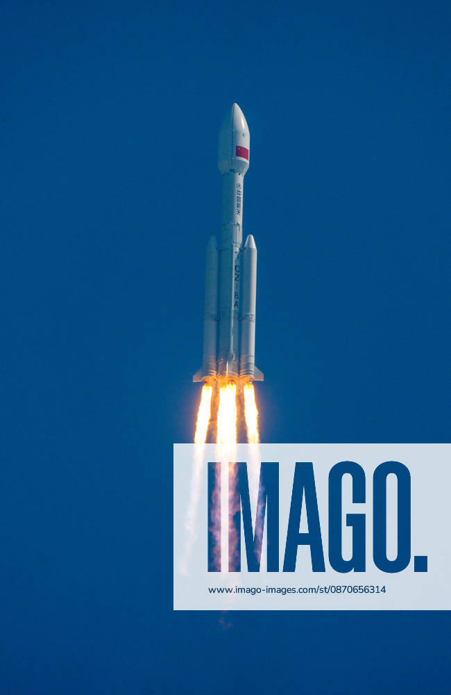 A Long March-8A carrier rocket carrying the 28th group of low-orbit internet satellites blasts off from the Hainan Commercial Spacecraft Launch Site on October 25, 2026 in Wenchang, Hainan Province of China. The rocket lifted off at 10:03 a.m. (Beijing Time) from the Hainan commercial spacecraft launch site. The payloads, the 28th group of low-orbit internet satellites, entered the designated orbit.