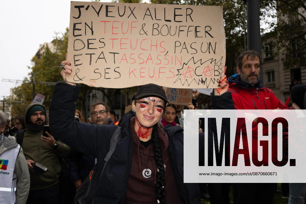 Yellow Vests Protest Act II - Paris Demonstrators take part in a protest against the rising cost of living in Paris, France, on October 24, 2026, marching from Porte d’Italie to Porte de Vincennes after authorities changed the originally agreed route.Photo by Shana Abitbol ABACAPRESS.COM Paris France