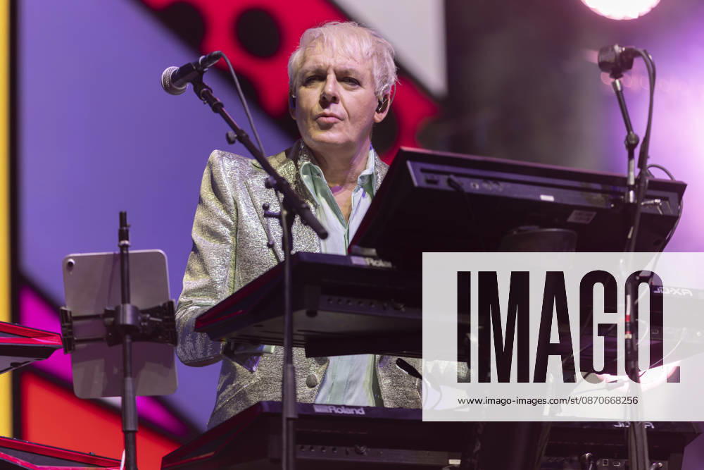 Duran Duran performs at Leeds Arena Nick Rhodes of Duran Duran performs at Leeds Arena, Leeds, England, 24th October 2026 as part of the Free To Love Tour, Credit:Mike Gray MIKE GRAY - B4227 Avalon United Kingdom, England, Leeds, Leeds Arena