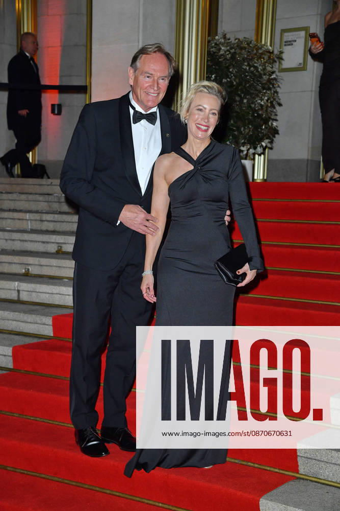 Burkhard Jung with his wife, Ayleena Jung, at the 2026 Leipzig Opera Ball at the Leipzig Opera on October 24, 2026