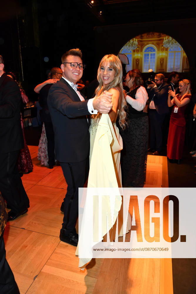 Annemarie Eilfeld and Dominik Ledea at the 2026 Leipzig Opera Ball at the Leipzig Opera on October 24, 2026