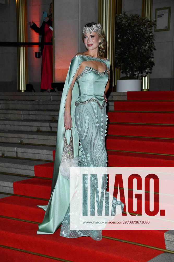 Iryna Thater at the 2026 Leipzig Opera Ball at the Leipzig Opera on October 24, 2026