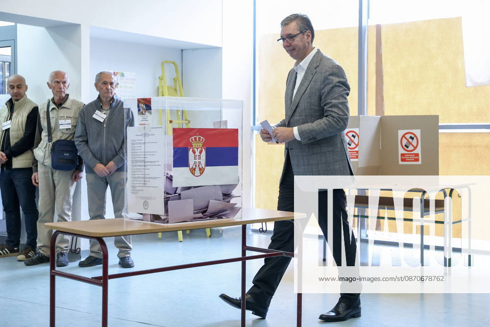 SERBIA, BELGRADE - OCTOBER 25, 2026: Former Serbian president Aleksandar Vucic casts his ballot at a polling station during the 2026 Serbian parliamentary election. On 25 October, the Serbs went to the polls to elect members of the country s unicameral parliament, Narodna Skupshtina. Alexander Ryumin TASS 99933644