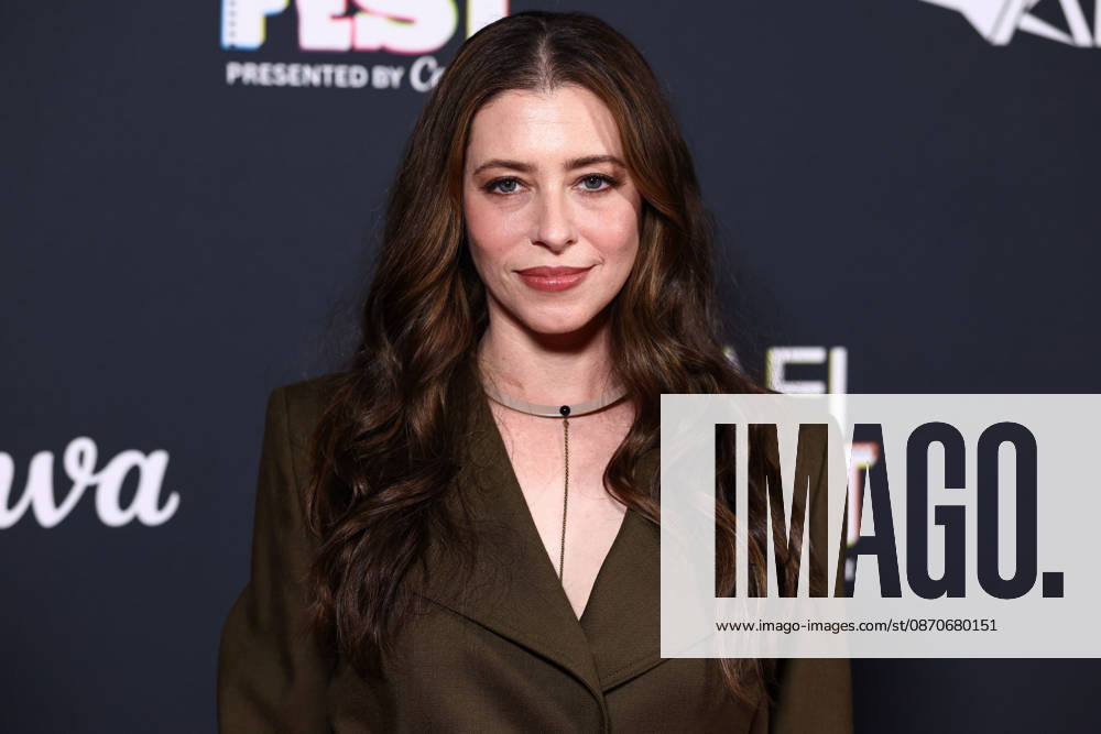 2026 AFI Fest - Special Screening Of Independent Film Company s Tangles HOLLYWOOD, LOS ANGELES, CALIFORNIA, USA - OCTOBER 24: Lauren Miller Rogen arrives at the 2026 AFI (American Film Institute) Fest Presented By Canva - Special Screening Of Independent Film Company s Tangles held at TCL Chinese 6 Theatres at Ovation Hollywood on October 24, 2026 in Hollywood, Los Angeles, California, United States. Hollywood TCL Chinese 6 Theatres at Ovation Hollywood California United States