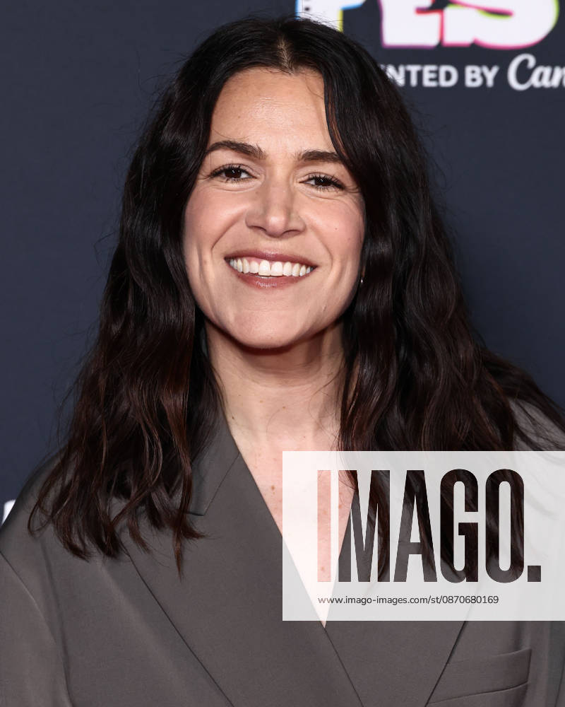 2026 AFI Fest - Special Screening Of Independent Film Company s Tangles HOLLYWOOD, LOS ANGELES, CALIFORNIA, USA - OCTOBER 24: Abbi Jacobson arrives at the 2026 AFI (American Film Institute) Fest Presented By Canva - Special Screening Of Independent Film Company s Tangles held at TCL Chinese 6 Theatres at Ovation Hollywood on October 24, 2026 in Hollywood, Los Angeles, California, United States. Hollywood TCL Chinese 6 Theatres at Ovation Hollywood California United States