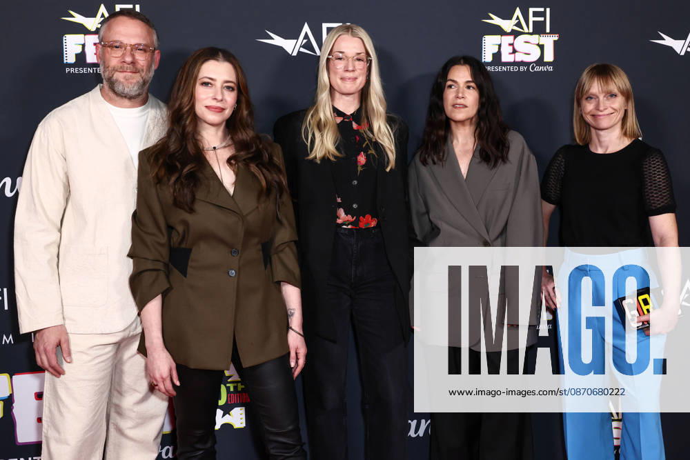 2026 AFI Fest - Special Screening Of Independent Film Company s Tangles HOLLYWOOD, LOS ANGELES, CALIFORNIA, USA - OCTOBER 24: Seth Rogen, Lauren Miller, Leah Nelson, Abbi Jacobson and Jennifer Ray arrive at the 2026 AFI (American Film Institute) Fest Presented By Canva - Special Screening Of Independent Film Company s Tangles held at TCL Chinese 6 Theatres at Ovation Hollywood on October 24, 2026 in Hollywood, Los Angeles, California, United States. Hollywood TCL Chinese 6 Theatres at Ovation Hollywood California United States