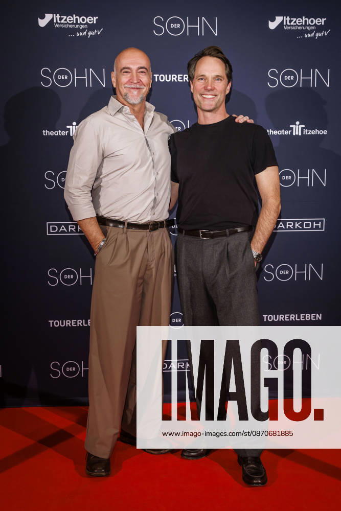 MMM DER SOHN Director and actor Holger Hauer and actor and lead performer Matthias Schloo on the red carpet at the theater premiere of *Der Sohn* (TOURERLEBEN Theater Production) at the Theater Itzehoe on October 24, 2026, in Schleswig-Holstein, Germany