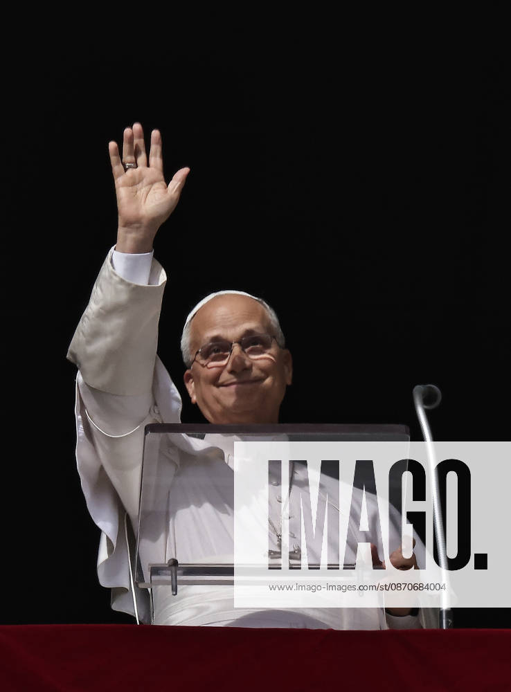 Vatican City - POPE LEO XIV delivers Angelus prayer in St. Peter s Square at the Vatican.. EvandroInetti_via ZUMA Wire Vatican City State - ZUMAi15_ 20261025_zaf_i15_001