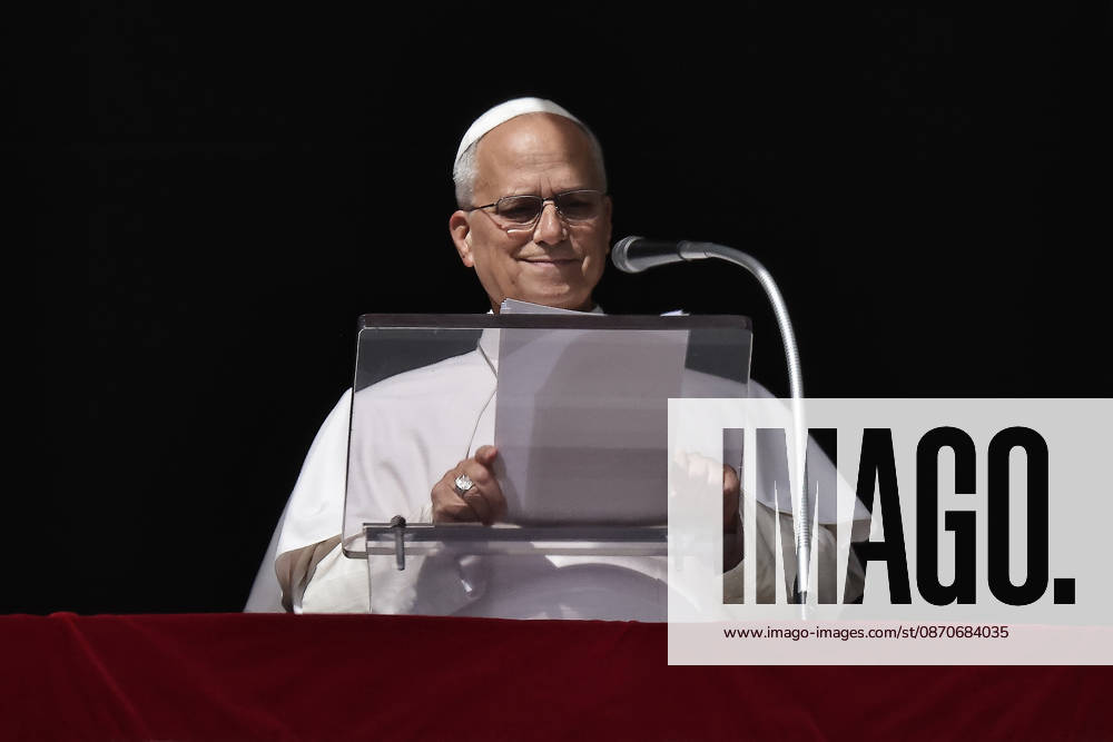 Vatican City - POPE LEO XIV delivers Angelus prayer in St. Peter s Square at the Vatican.. EvandroInetti_via ZUMA Wire Vatican City State - ZUMAi15_ 20261025_zaf_i15_009